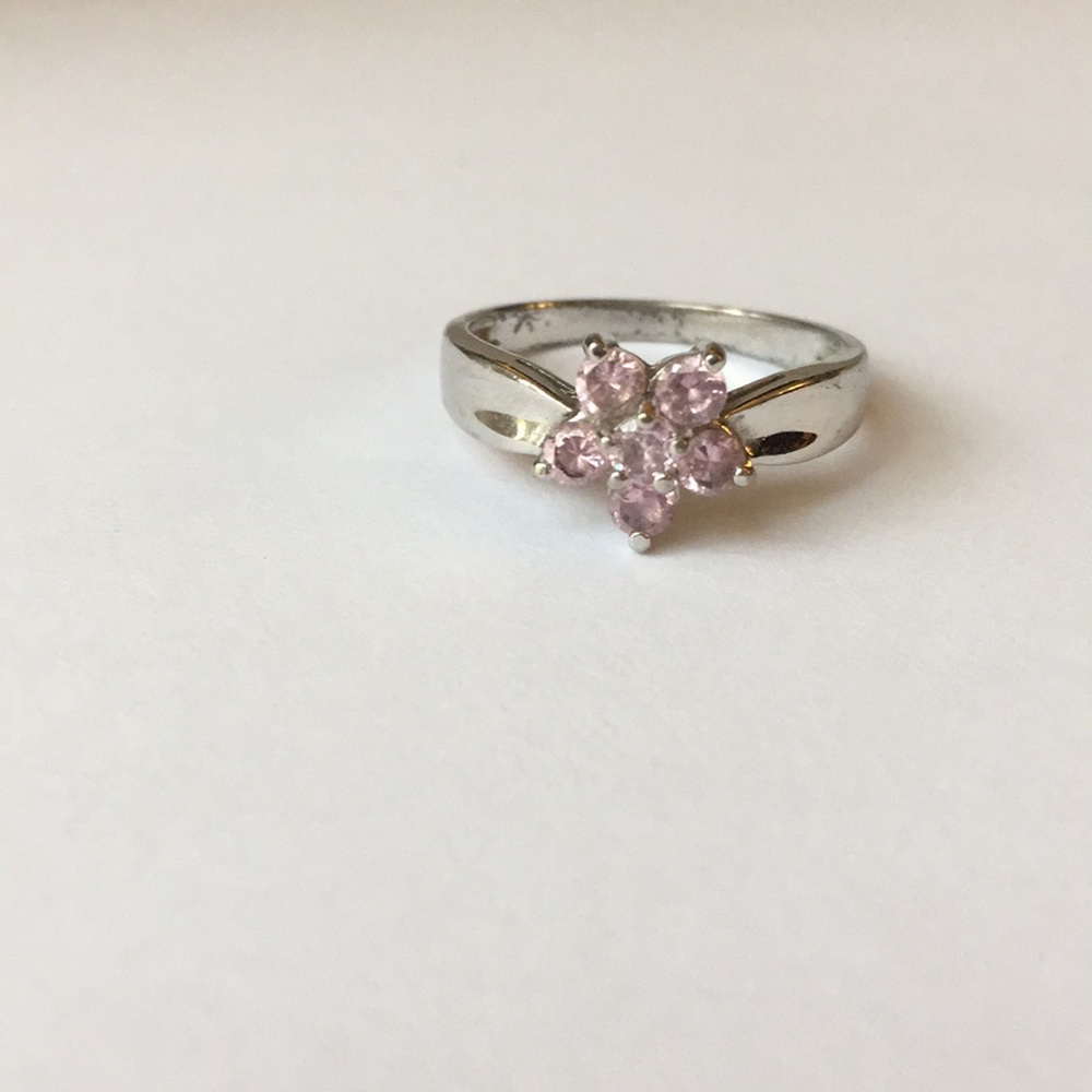 Sparkly Flower Ring